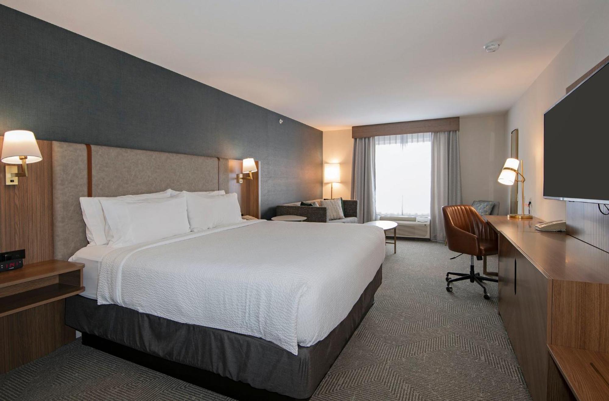 Holiday Inn Hotel And Suites-Kamloops By Ihg Zewnętrze zdjęcie