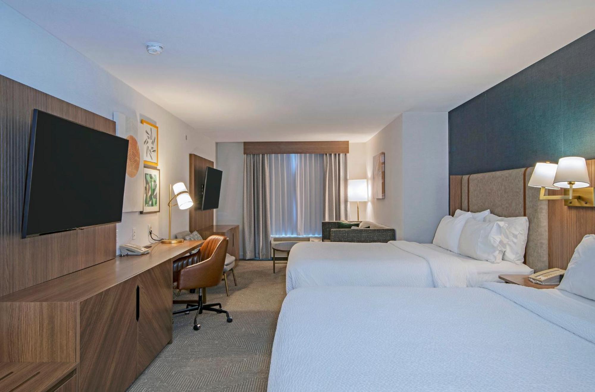Holiday Inn Hotel And Suites-Kamloops By Ihg Zewnętrze zdjęcie