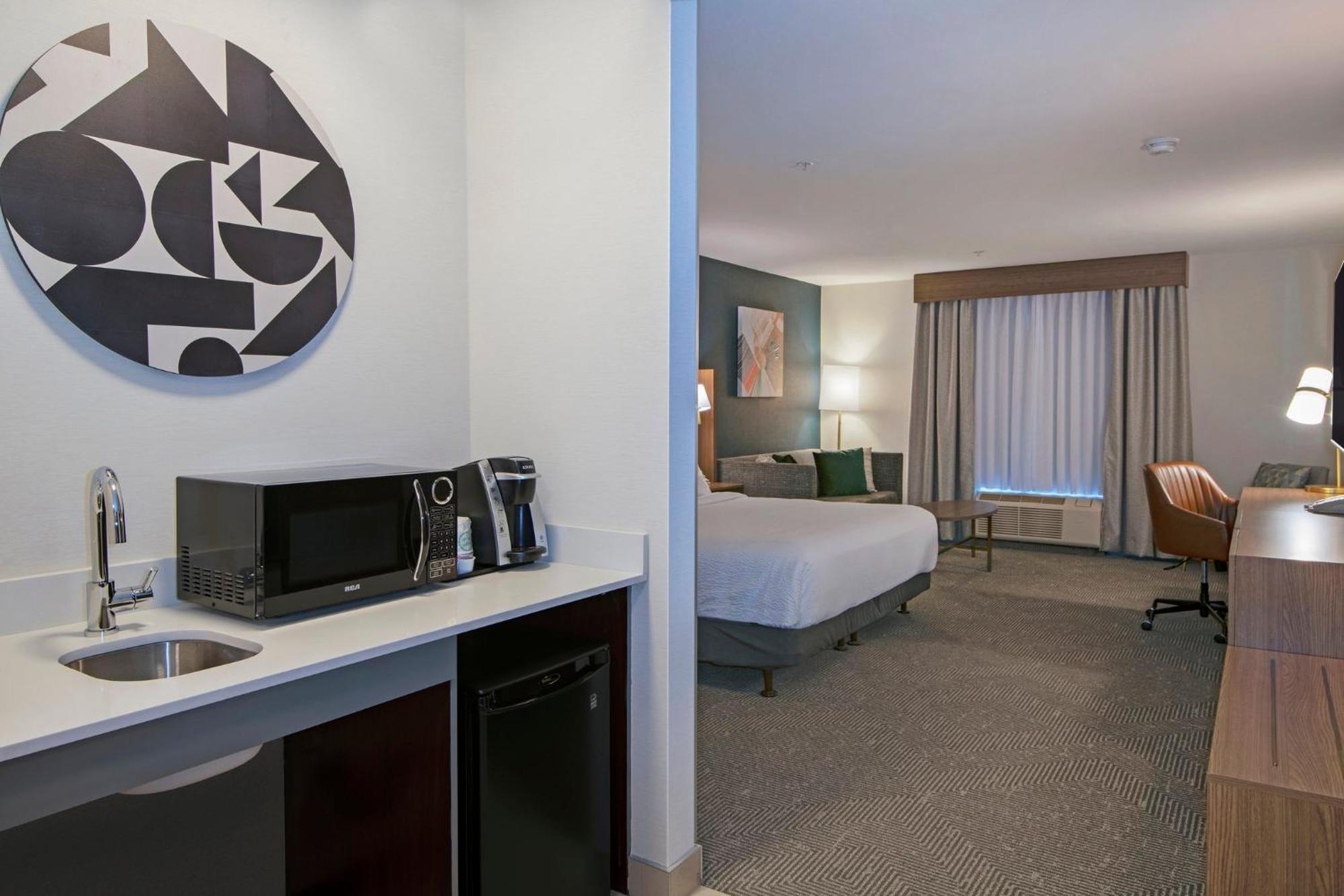 Holiday Inn Hotel And Suites-Kamloops By Ihg Zewnętrze zdjęcie