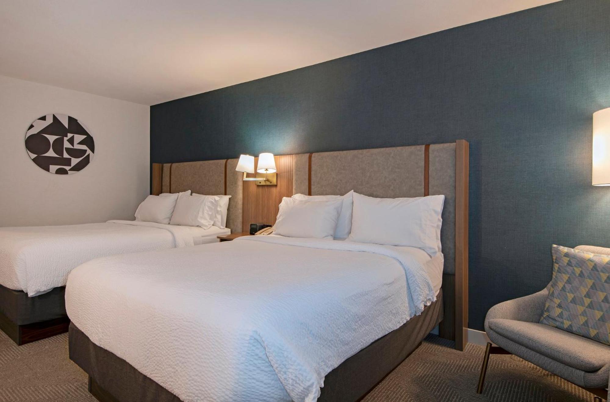 Holiday Inn Hotel And Suites-Kamloops By Ihg Zewnętrze zdjęcie