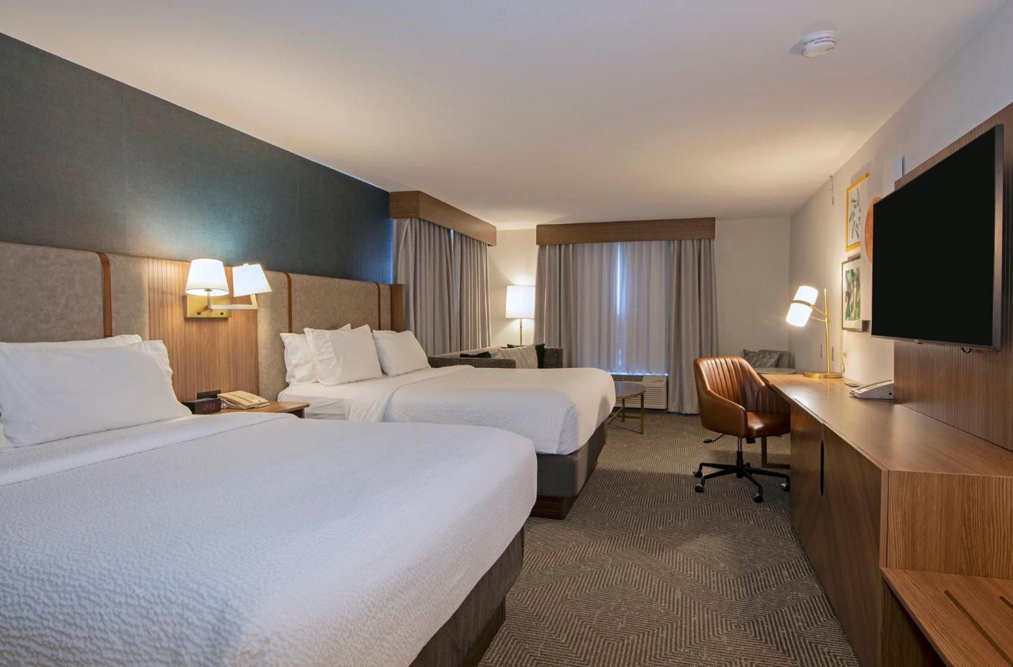 Holiday Inn Hotel And Suites-Kamloops By Ihg Zewnętrze zdjęcie