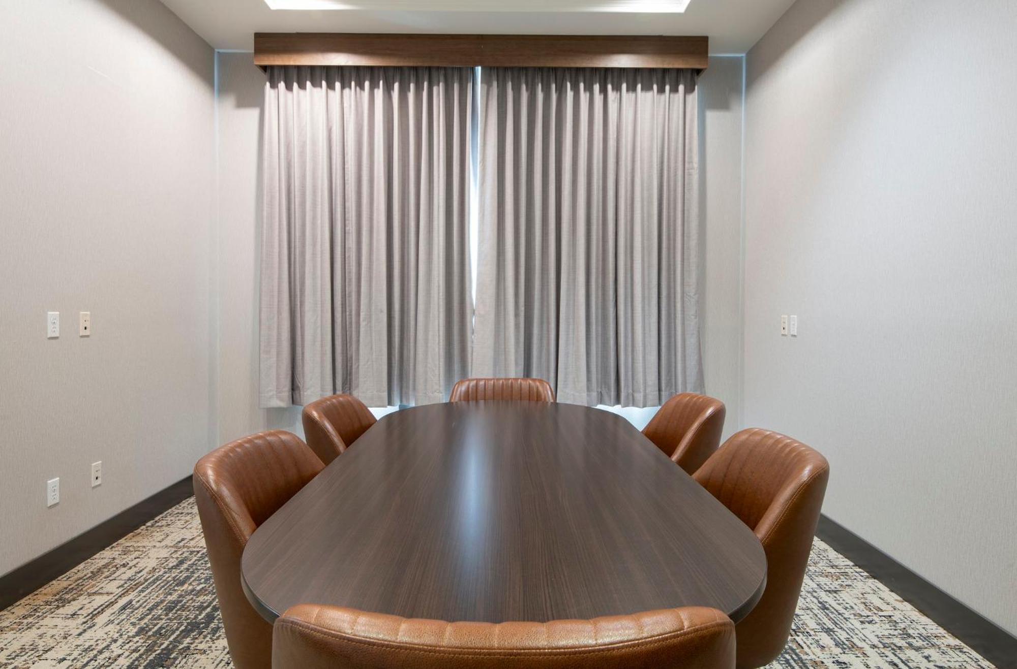 Holiday Inn Hotel And Suites-Kamloops By Ihg Zewnętrze zdjęcie