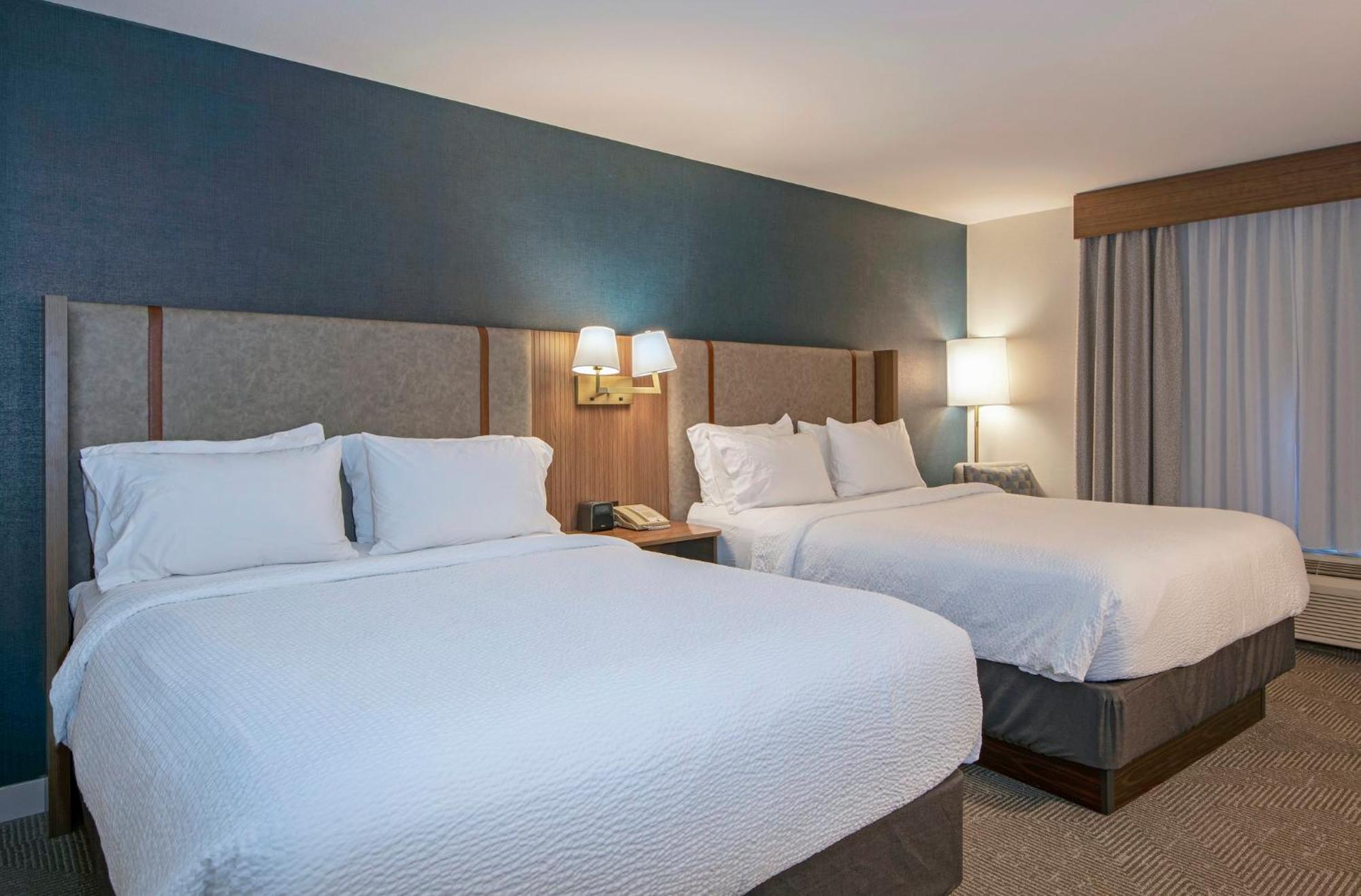 Holiday Inn Hotel And Suites-Kamloops By Ihg Zewnętrze zdjęcie
